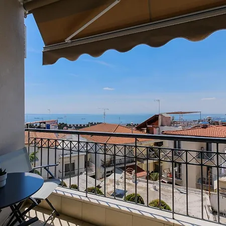 Apartment Skyline In Ano Poli, Vesta Philoxenia *